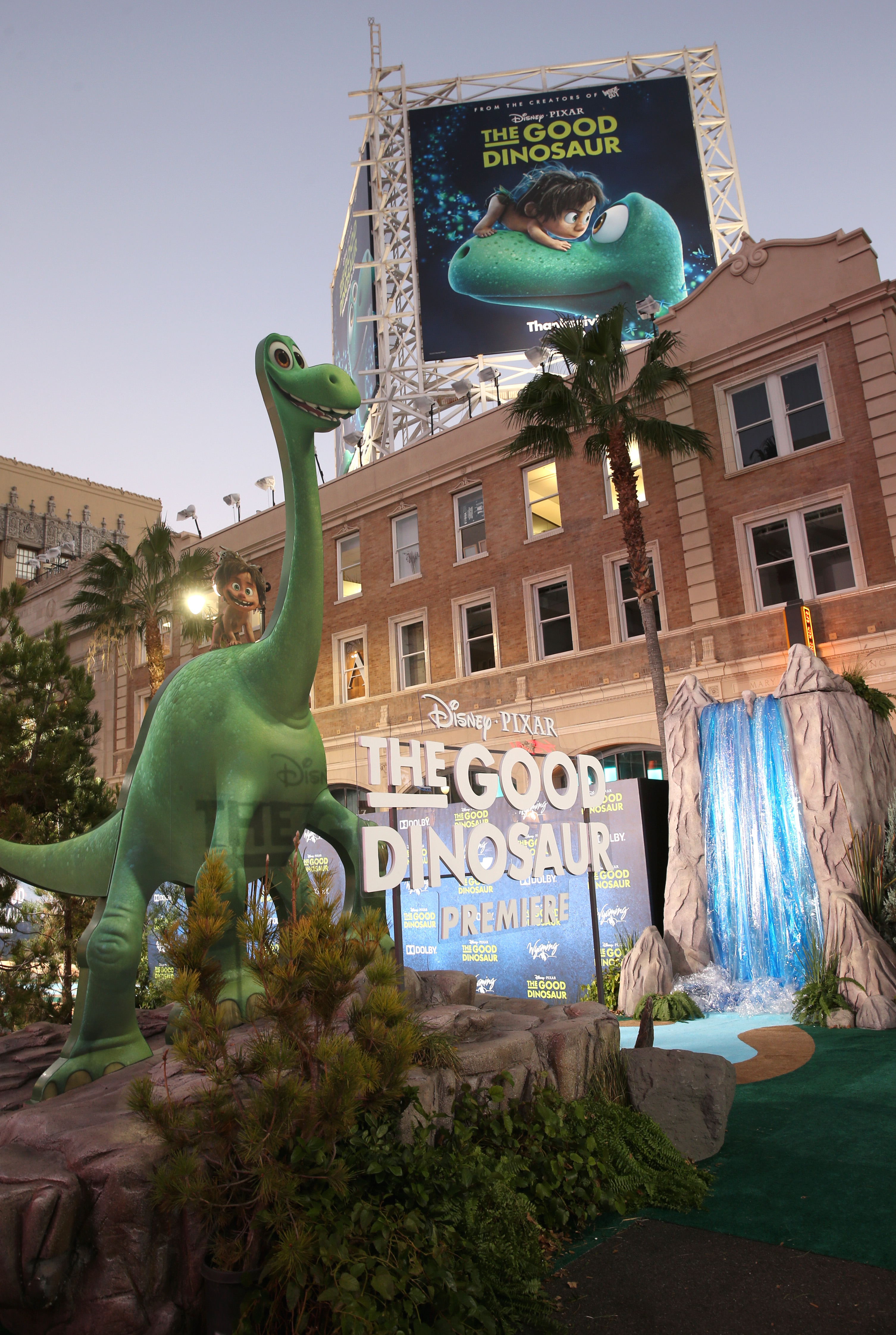 HOLLYWOOD, CA - NOVEMBER 17: A view of the atmosphere at the World Premiere Of Disney-Pixar's THE GOOD DINOSAUR at the El Capitan Theatre on November 17, 2015 in Hollywood, California. (Photo by Jesse Grant/Getty Images for Disney)
