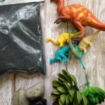 Make This DIY Dinosaur Dig Craft
