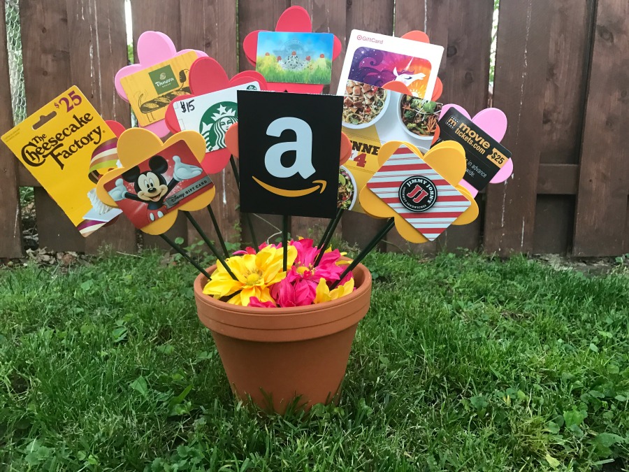 How To Make A Gift Card Bouquet